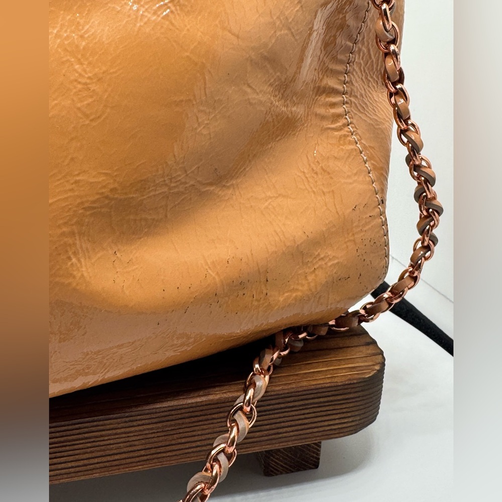 Mulberry Glossy Small Lily Flap Bag Purse in Apricot - Picture 6 of 16